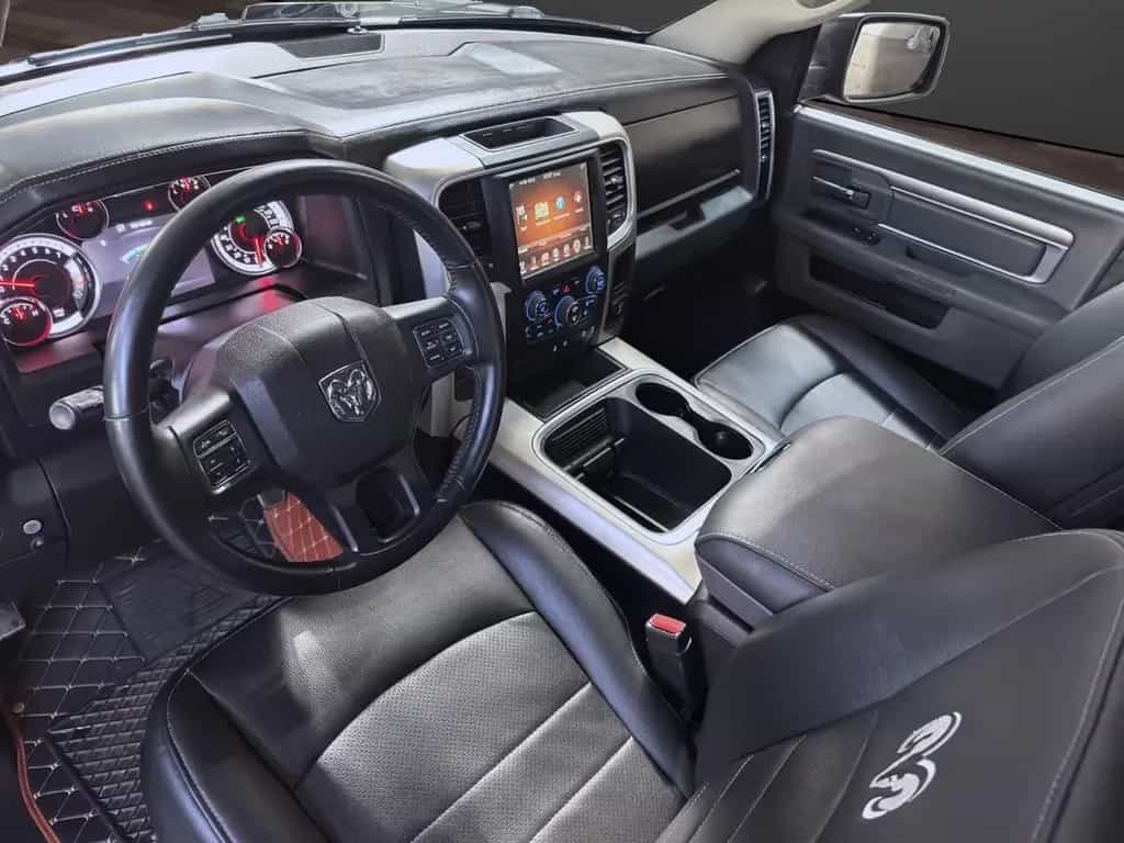 Dodge RAM 1500 SLT Crew Cab 5.7 V8 03/2019-photo-13