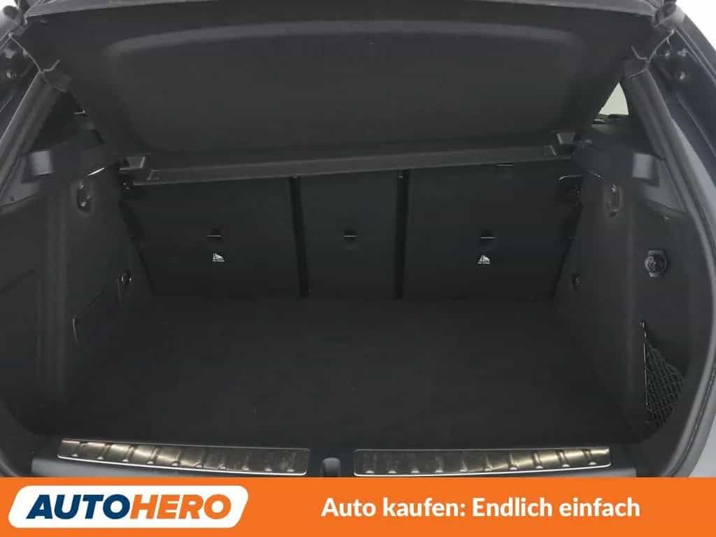 BMW 1 Series 120d M Sport Aut.*NAVI*LED*CAM*ACC*HUD*SHZ*PANO* 08/2020-photo-17