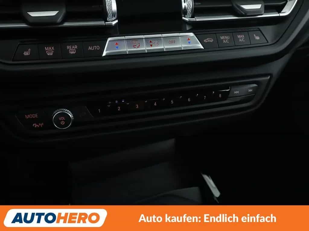 BMW 1 Series 120d M Sport Aut.*NAVI*LED*CAM*ACC*HUD*SHZ*PANO* 08/2020-photo-23