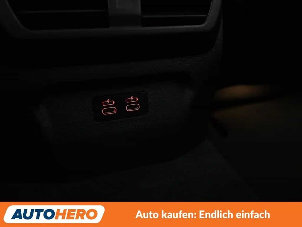 BMW 1 Series 120d M Sport Aut.*NAVI*LED*CAM*ACC*HUD*SHZ*PANO* 08/2020-photo-29