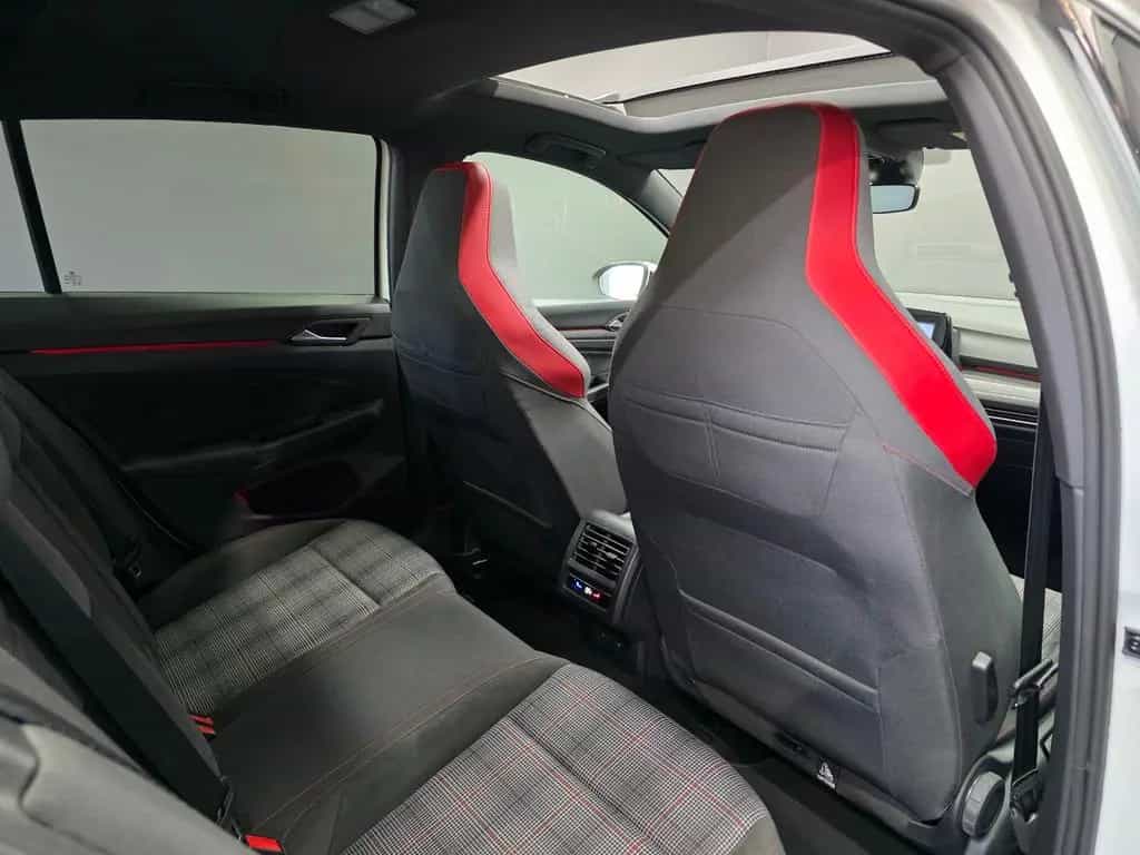 Volkswagen Golf VIII GTI, PANO, LED, R-KAMERA, ACC, H&K 10/2022-photo-13