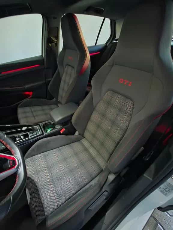 Volkswagen Golf VIII GTI, PANO, LED, R-KAMERA, ACC, H&K 10/2022-photo-30