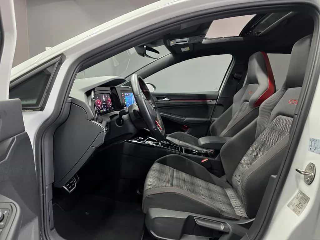 Volkswagen Golf VIII GTI, PANO, LED, R-KAMERA, ACC, H&K 10/2022-photo-8