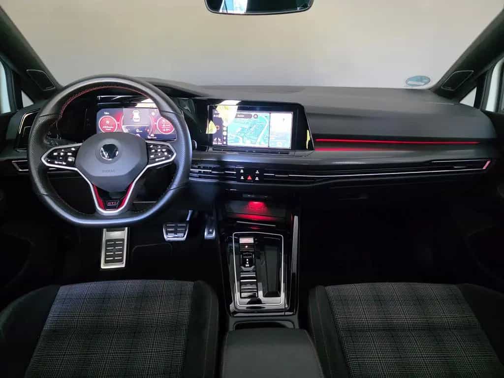 Volkswagen Golf VIII GTI, PANO, LED, R-KAMERA, ACC, H&K 10/2022-photo-9