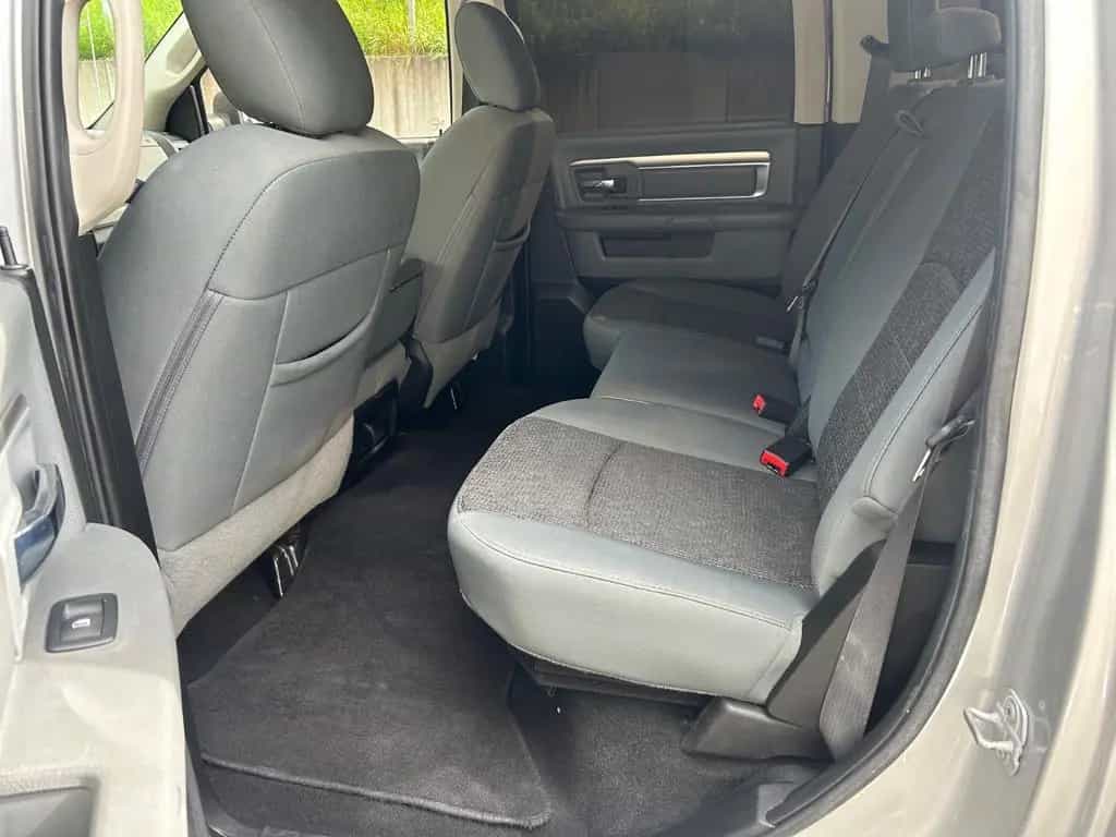 Dodge RAM 1500 5,7 V8 Crew Cap Long Bed*Ahk*Tüv 12/26 09/2018-photo-12