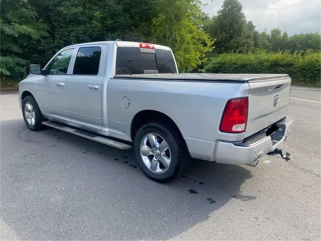 Dodge RAM 1500 5,7 V8 Crew Cap Long Bed*Ahk*Tüv 12/26 09/2018-photo-5