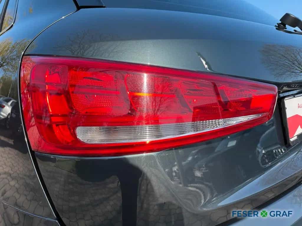 Audi Q3 Design 1.4 TFSI SHZ/Bluetooth/GRA/AHK/PDC+/Xe 08/2018-photo-18