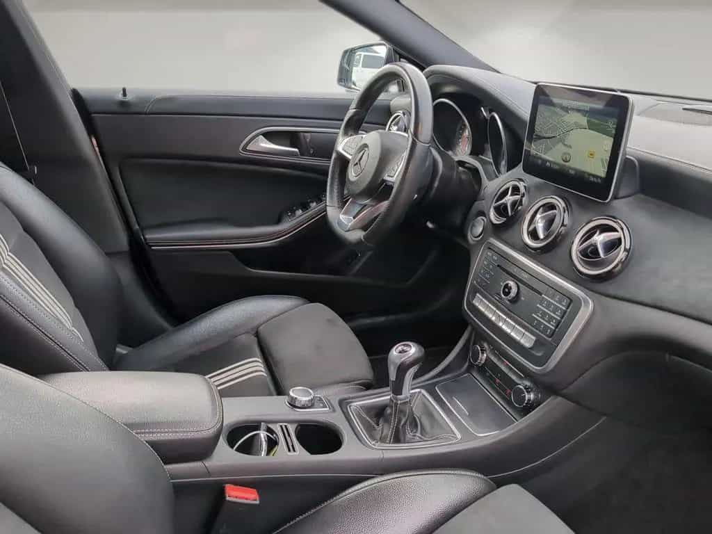 Mercedes-Benz CLA 250 Peak/AMG/LED-High/1.Hd/MB-Scheckheft 06/2017-photo-18