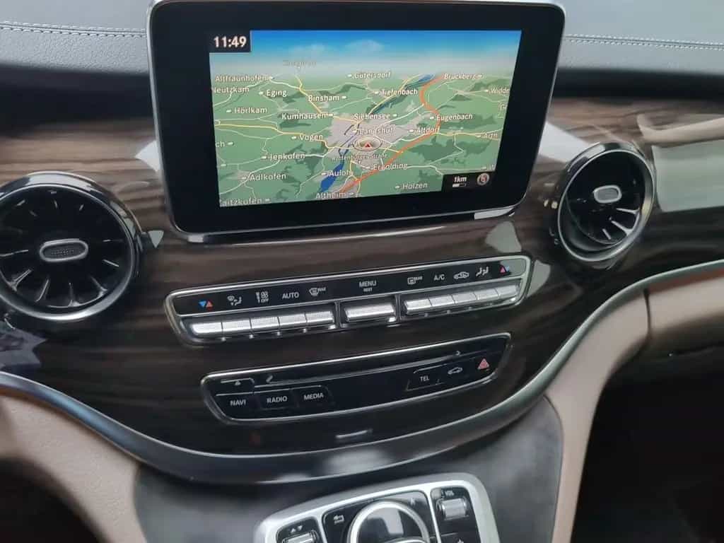 Mercedes-Benz V 300 V300d 4M Avantg./ILS/Burm./Distr./Junge Sterne 11/2019-photo-16