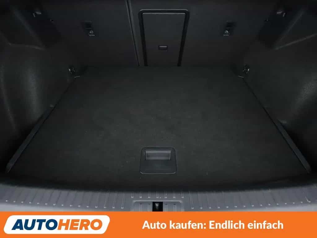 Cupra Formentor 2.0 TSI VZ Aut.*NAV*LED*ACC*CAM*AHK* 09/2023-photo-17