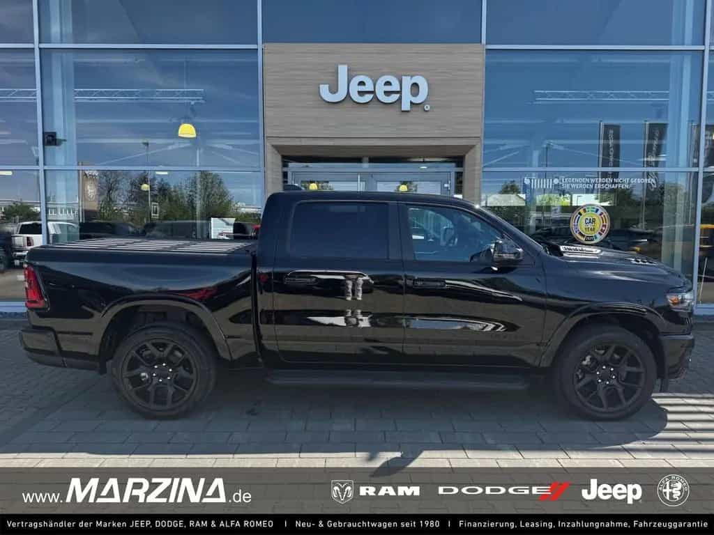 Dodge RAM 1500 Laramie Night Top Ausstattung 3 Jahre G null-photo-0