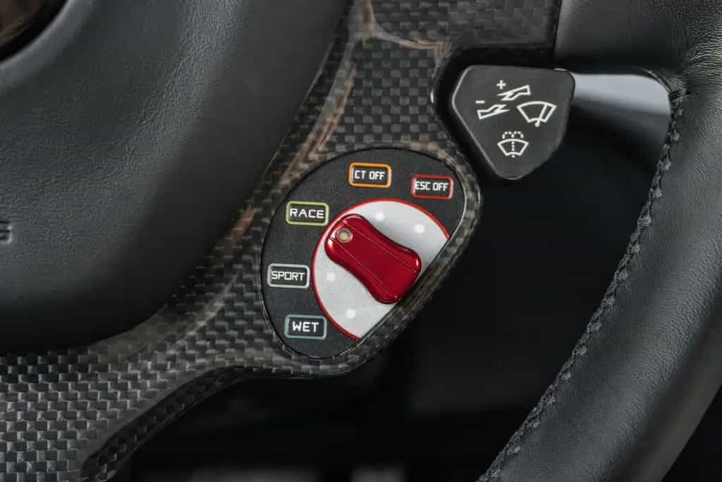 Ferrari F12 Berlinetta - Nero Daytona - Carbon LED - JBL 03/2014-photo-10