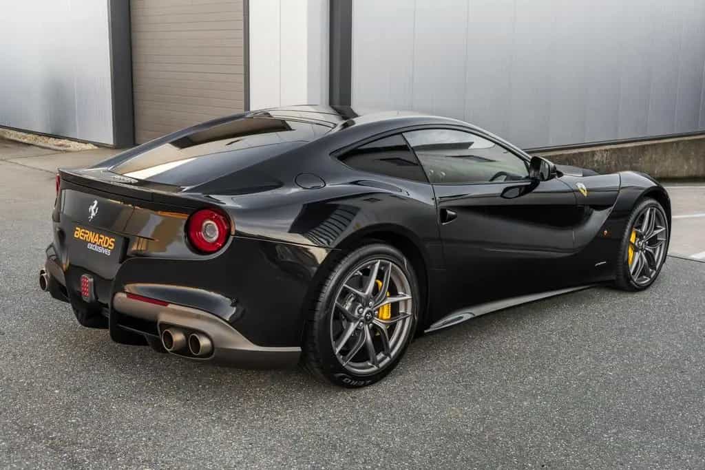 Ferrari F12 Berlinetta - Nero Daytona - Carbon LED - JBL 03/2014-photo-38