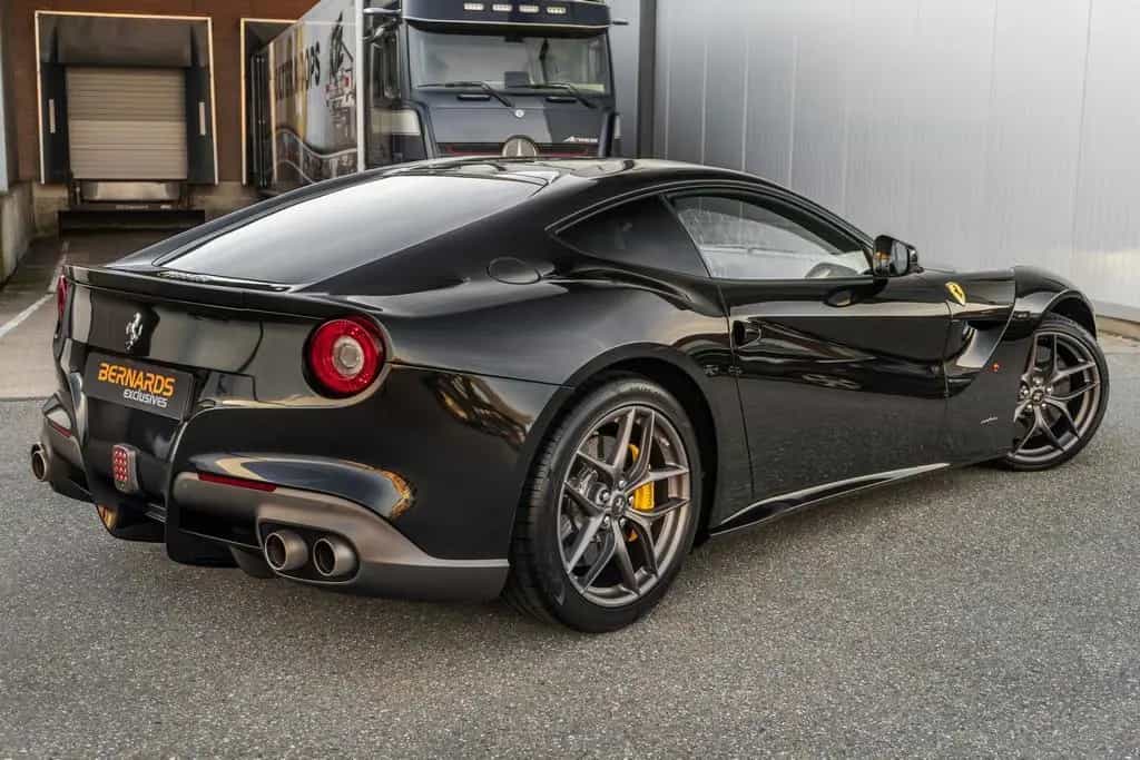 Ferrari F12 Berlinetta - Nero Daytona - Carbon LED - JBL 03/2014-photo-39