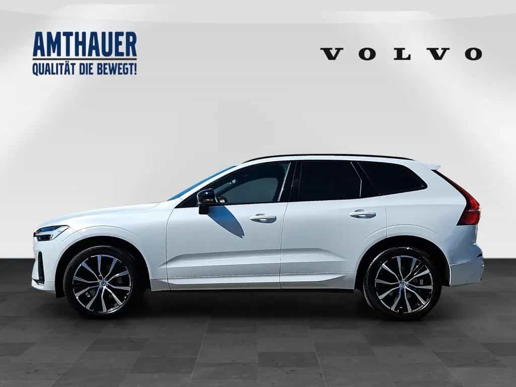 Volvo XC60 B4 AWD Ultimate Dark AHK+PANORAMA+B&W 02/2023-photo-6