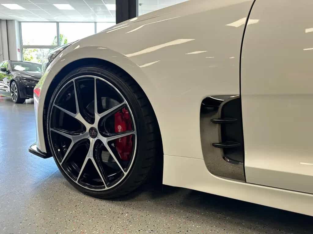 Kia Stinger 3.3 GT 4WD|360|H/K|Pano|20"|Bastuck|Serv 04/2018-photo-16