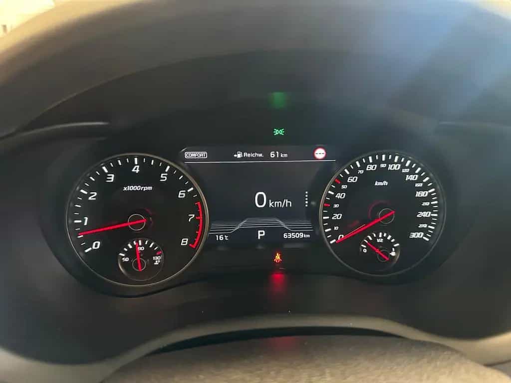 Kia Stinger 3.3 GT 4WD|360|H/K|Pano|20"|Bastuck|Serv 04/2018-photo-23