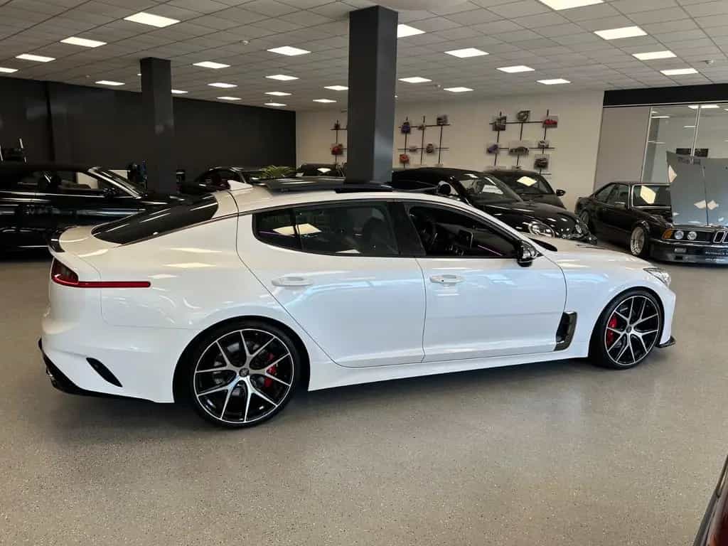 Kia Stinger 3.3 GT 4WD|360|H/K|Pano|20"|Bastuck|Serv 04/2018-photo-9