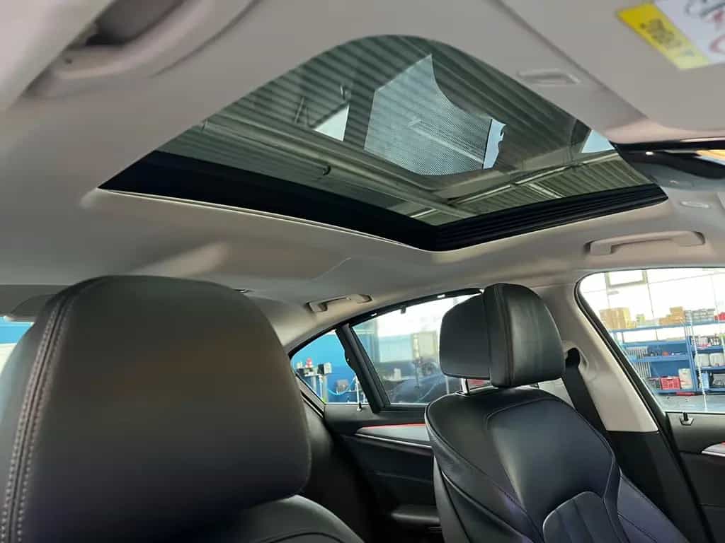 BMW 5 Series 520 d Limousine   (AMAN®) 05/2018-photo-6