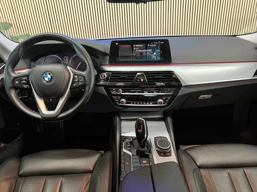 BMW 5 Series 520 d Limousine   (AMAN®) 05/2018-photo-7