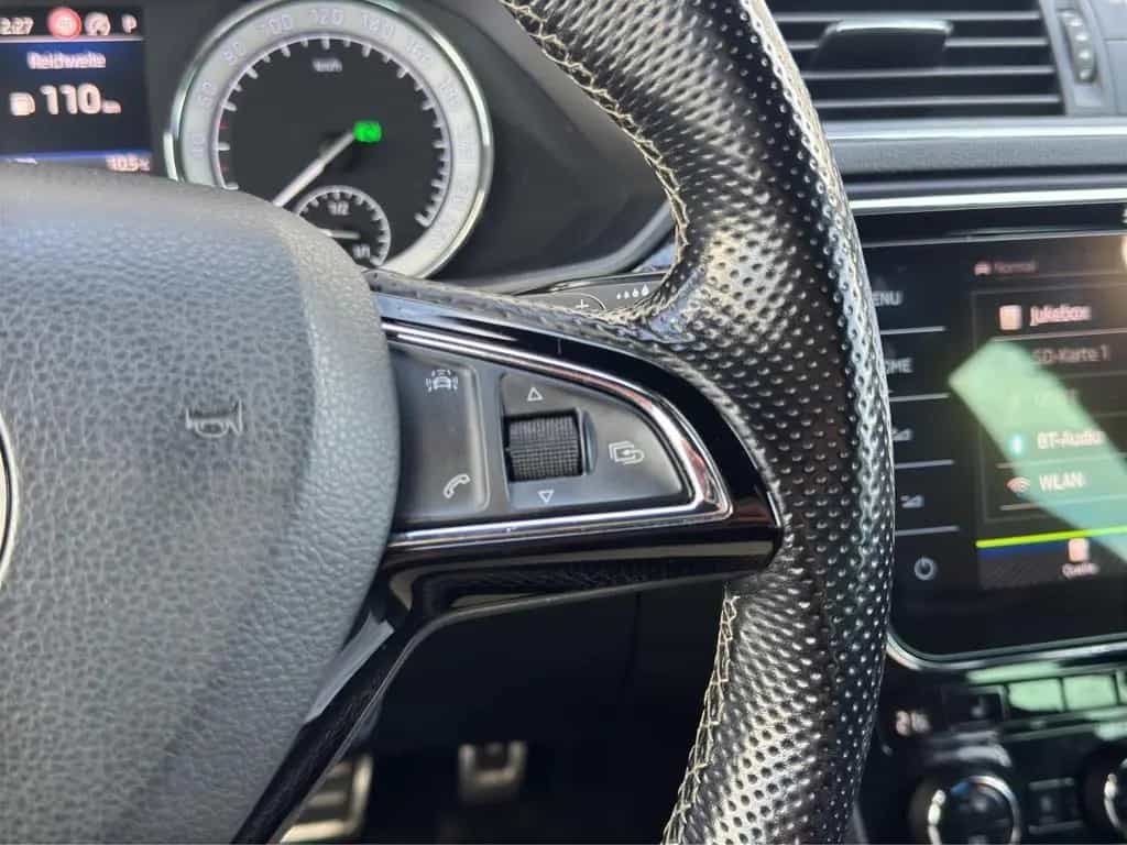 Skoda Superb Sportline 4x4 2.0 TSI Sthzg*Xenon*Navi*Le 07/2017-photo-18