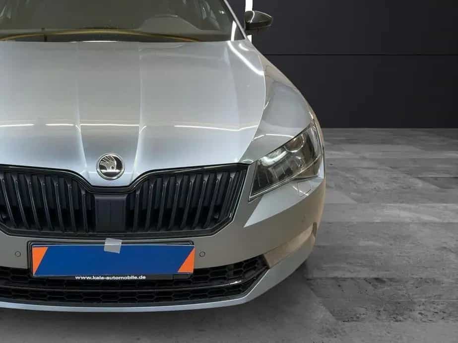 Skoda Superb Sportline 4x4 2.0 TSI Sthzg*Xenon*Navi*Le 07/2017-photo-24