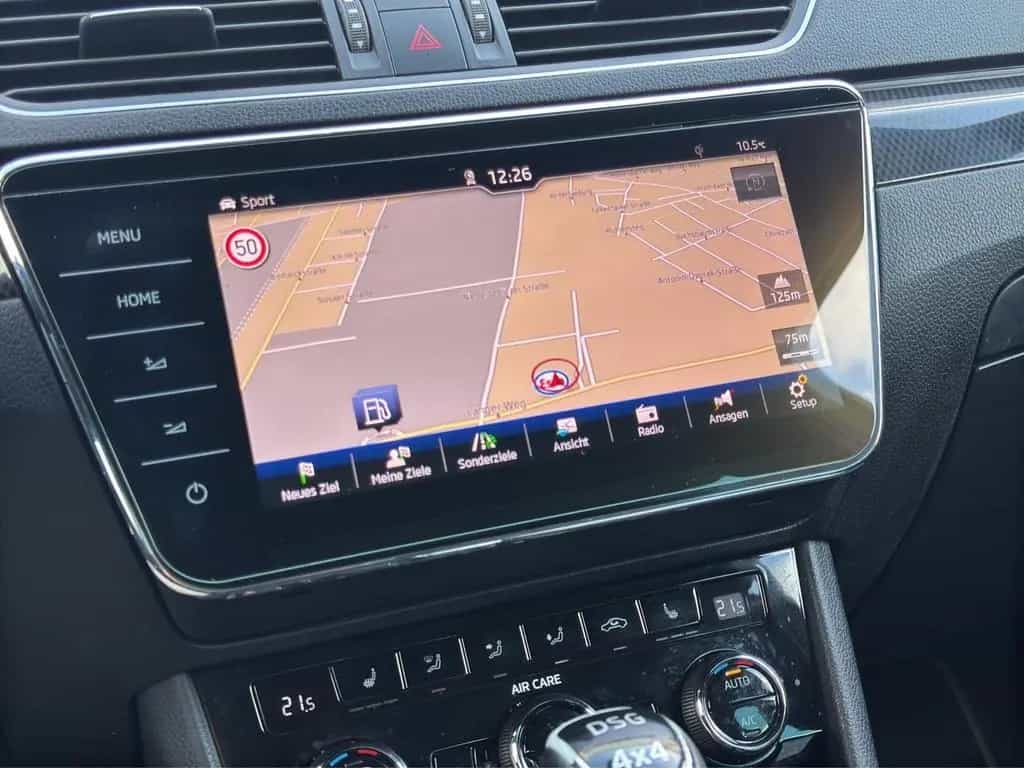 Skoda Superb Sportline 4x4 2.0 TSI Sthzg*Xenon*Navi*Le 07/2017-photo-9