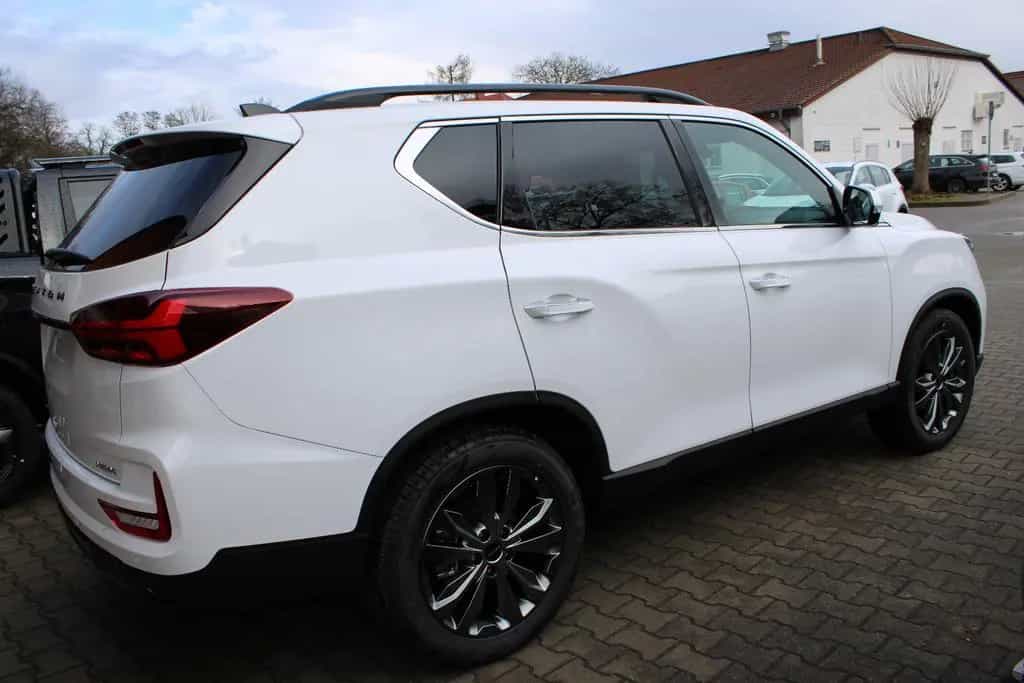 KGM Rexton 2.2 Diesel Black 4WD Automatik Wildleder null-photo-8
