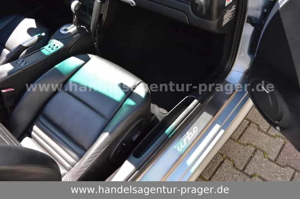 Porsche 911 Turbo Cabriolet BOSE PCM Originalzustand 03/2004-photo-10