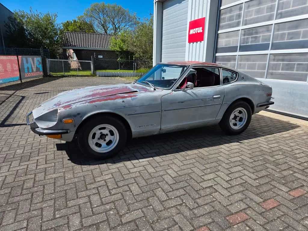 Datsun 240Z 06/1972-photo-2