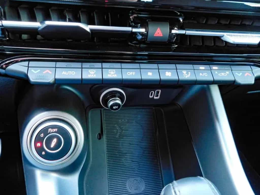 Alfa Romeo Tonale Veloce 1.5 360* Sitz-HZG Harman Kardon 05/2024-photo-26
