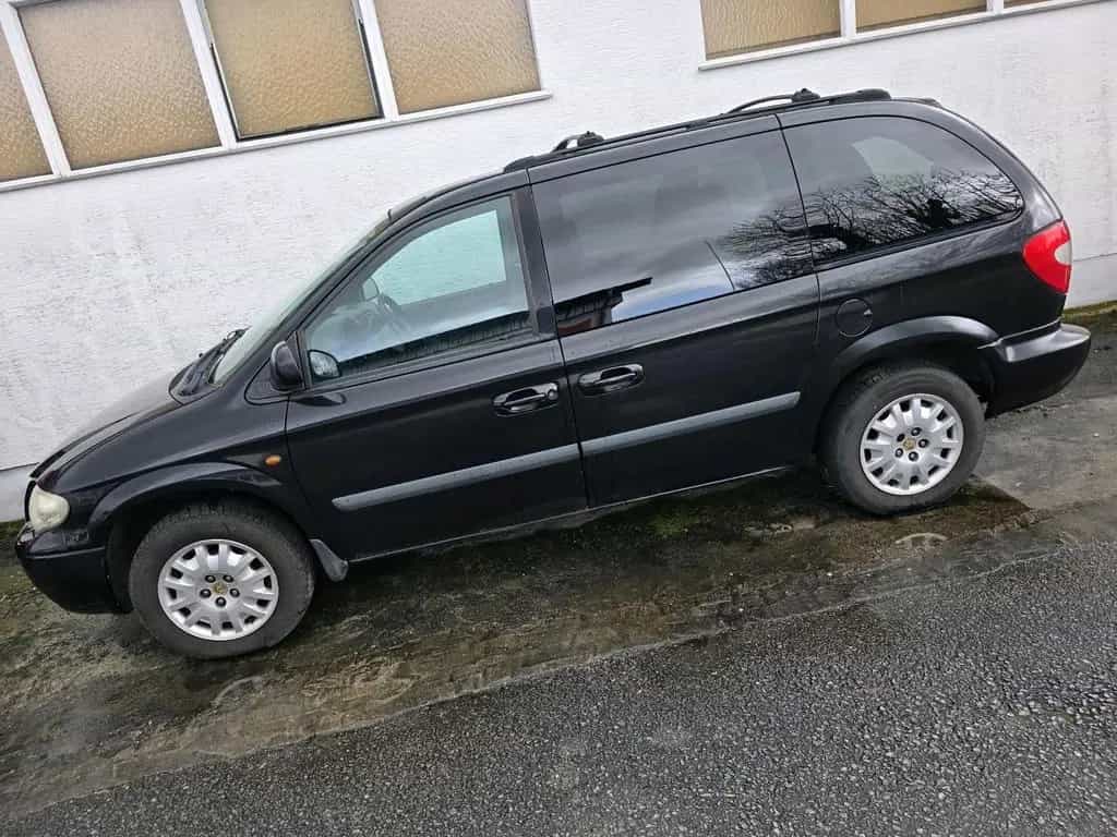 Chrysler Voyager 2.8 CRD. Klima neu ANGE... 04/2005-photo-1