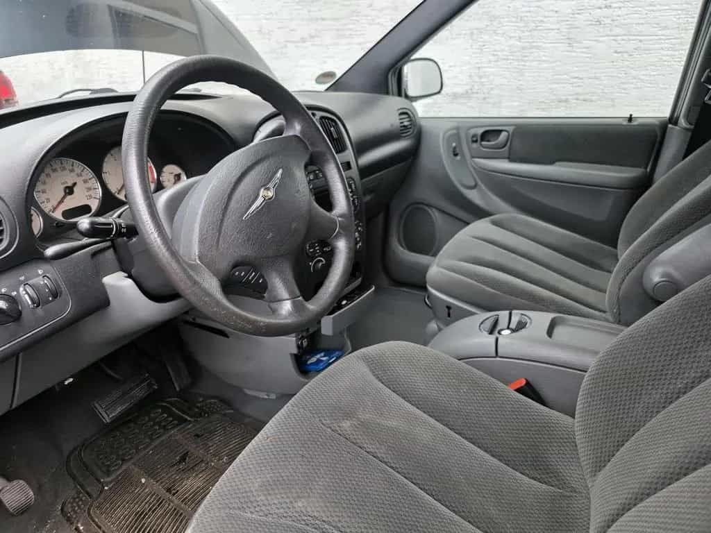 Chrysler Voyager 2.8 CRD. Klima neu ANGE... 04/2005-photo-2