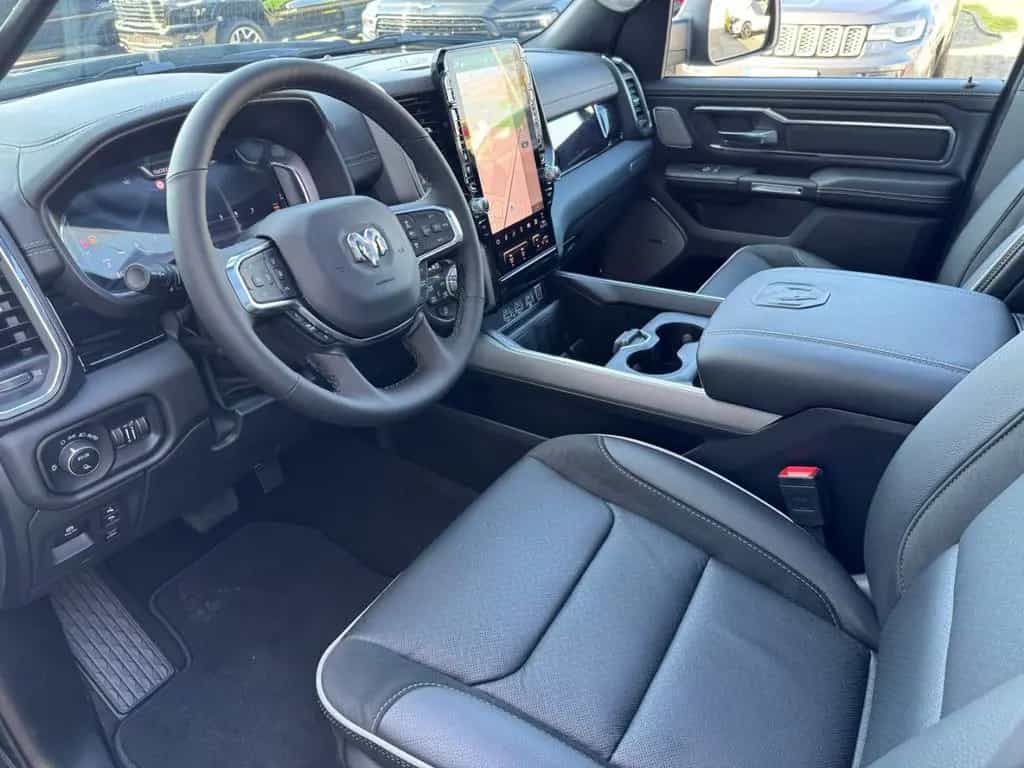 Dodge RAM 1500 Laramie Night 3 Jahre Garantie ab 0,99% null-photo-21