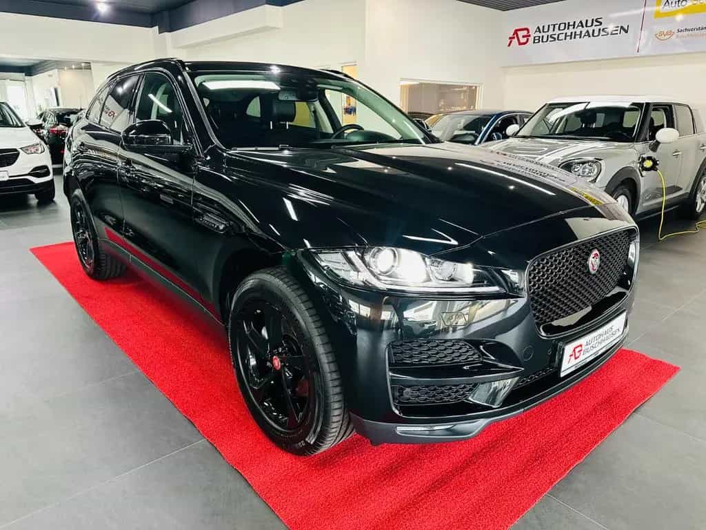 Jaguar F-Pace 2.0d Prestige AWD*Rentnerfzg*19Tkm*S-Heft 08/2017-photo-0