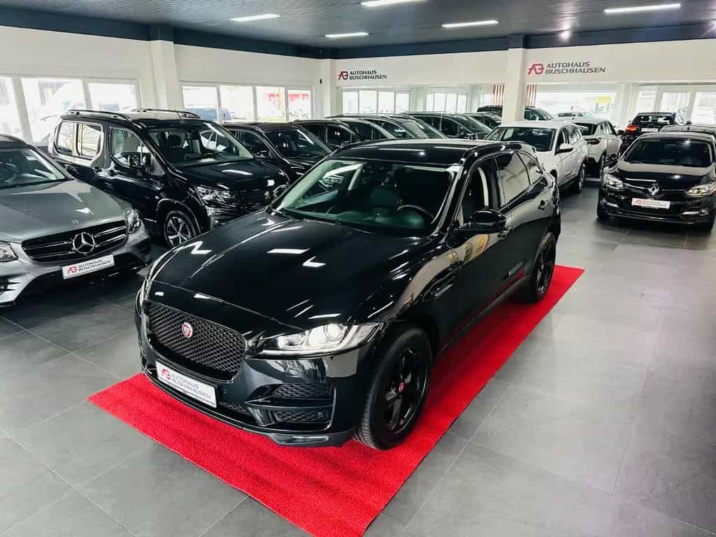 Jaguar F-Pace 2.0d Prestige AWD*Rentnerfzg*19Tkm*S-Heft 08/2017-photo-1