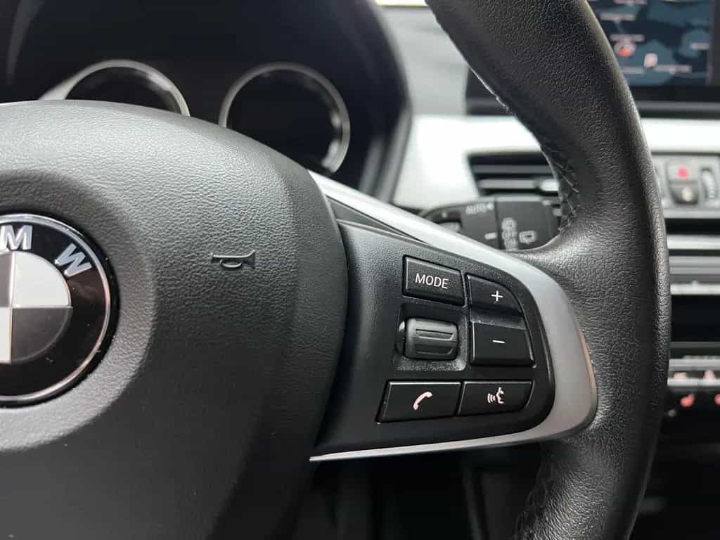 BMW X1 sDrive 18i Navi RFK LED SHZ VOLLFOLIERUNG 10/2020-photo-12