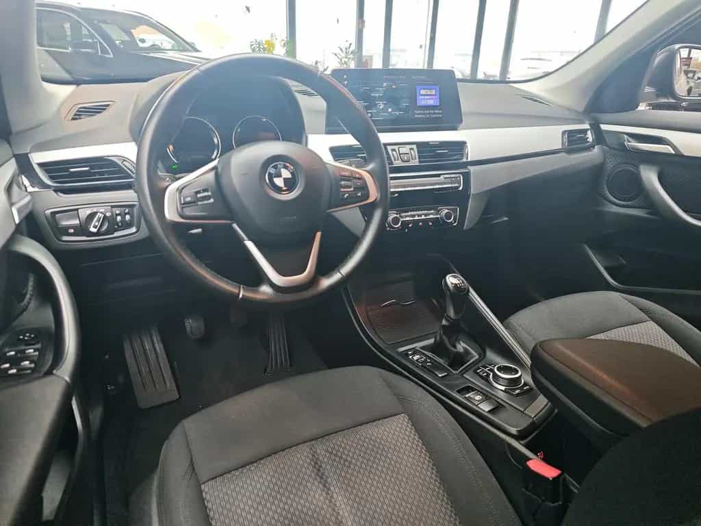 BMW X1 sDrive 18i Navi RFK LED SHZ VOLLFOLIERUNG 10/2020-photo-15