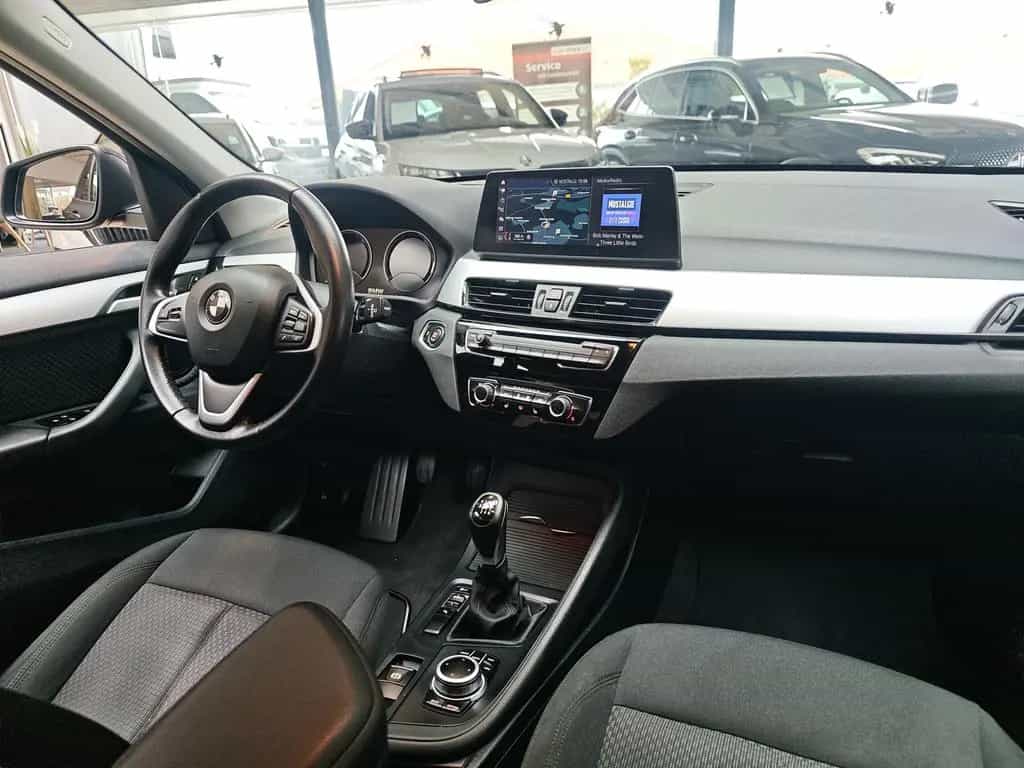 BMW X1 sDrive 18i Navi RFK LED SHZ VOLLFOLIERUNG 10/2020-photo-16