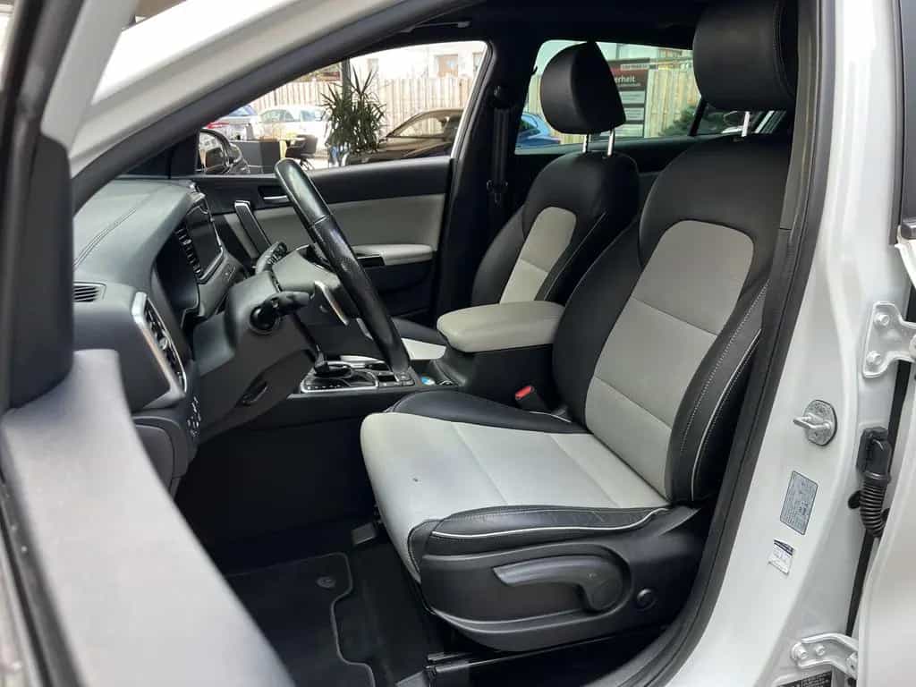 Kia Sportage GT-Line 4WD Panorama 360°Kamera Navi 04/2019-photo-1