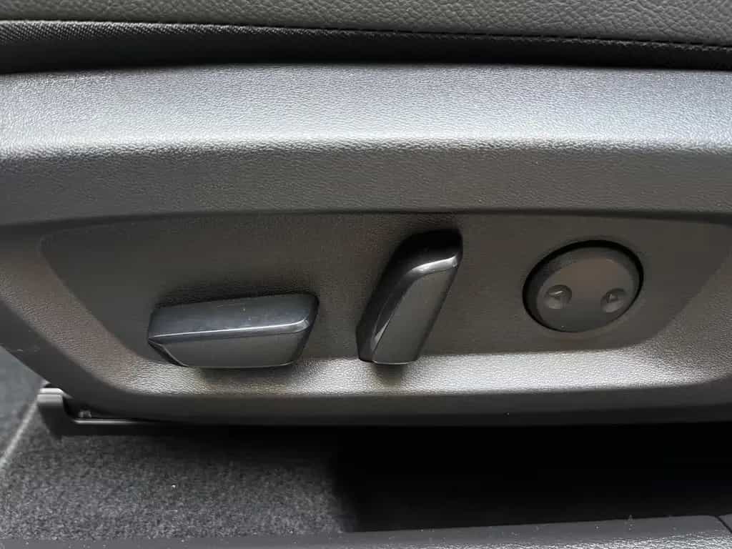 Nissan Qashqai Tekna 4x4 Panorama Automatik Design 12/2022-photo-28