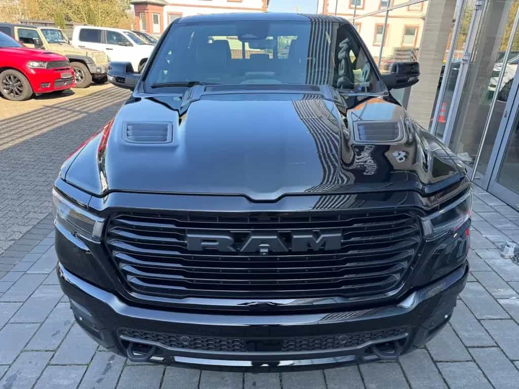 Dodge RAM 1500 Laramie Night 3 Jahre Garantie ab 0,99% null-photo-4