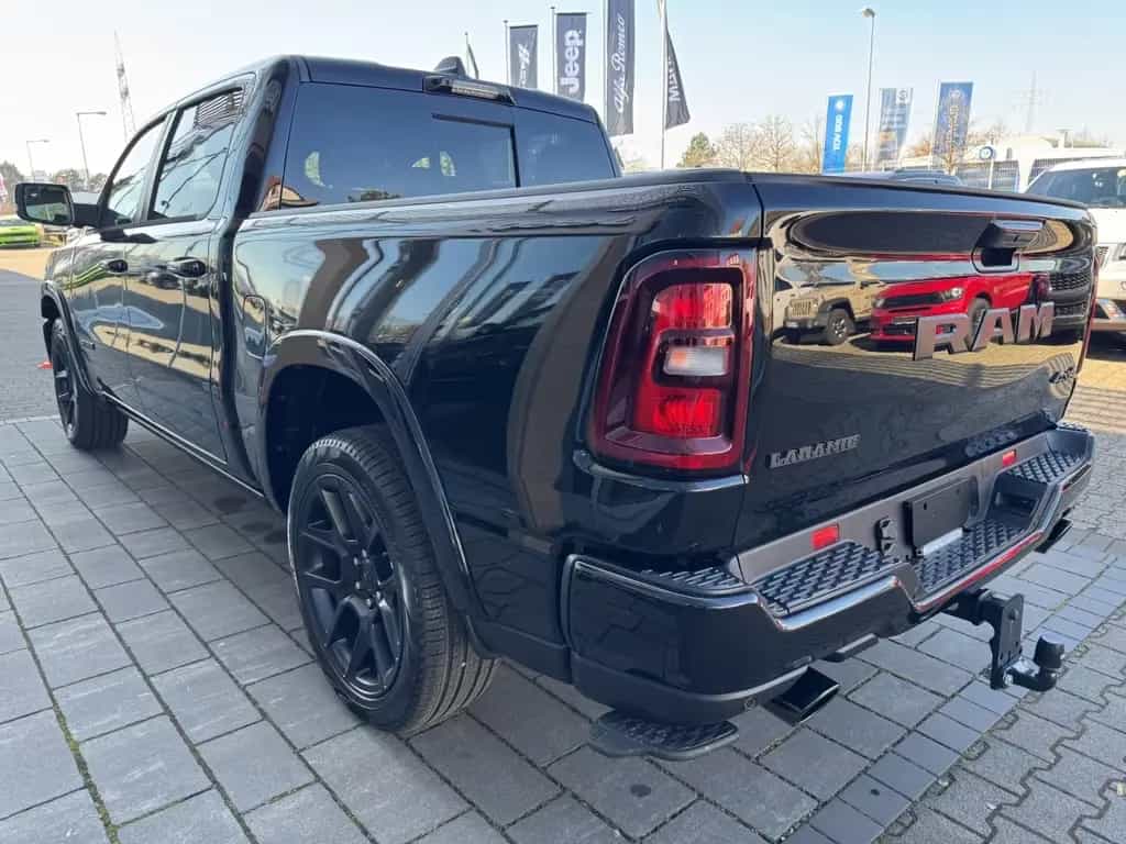 Dodge RAM 1500 Laramie Night 3 Jahre Garantie ab 0,99% null-photo-8
