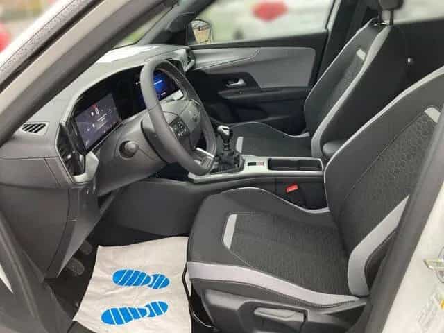 Opel Mokka Edition 1.2 +Allwetter+LHZ+SHZ+LED+ 04/2026-photo-8