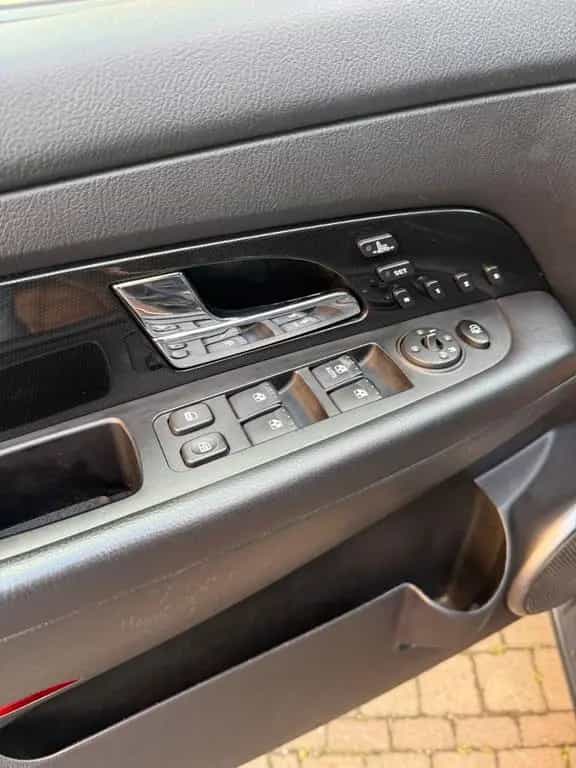Ssangyong Rexton 4WD 7-Sitzer Leder 05/2017-photo-13