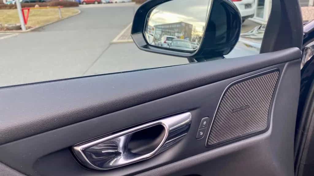Volvo V60 T6 Polestar R-Design AWD 8-Gang 12/2018-photo-4