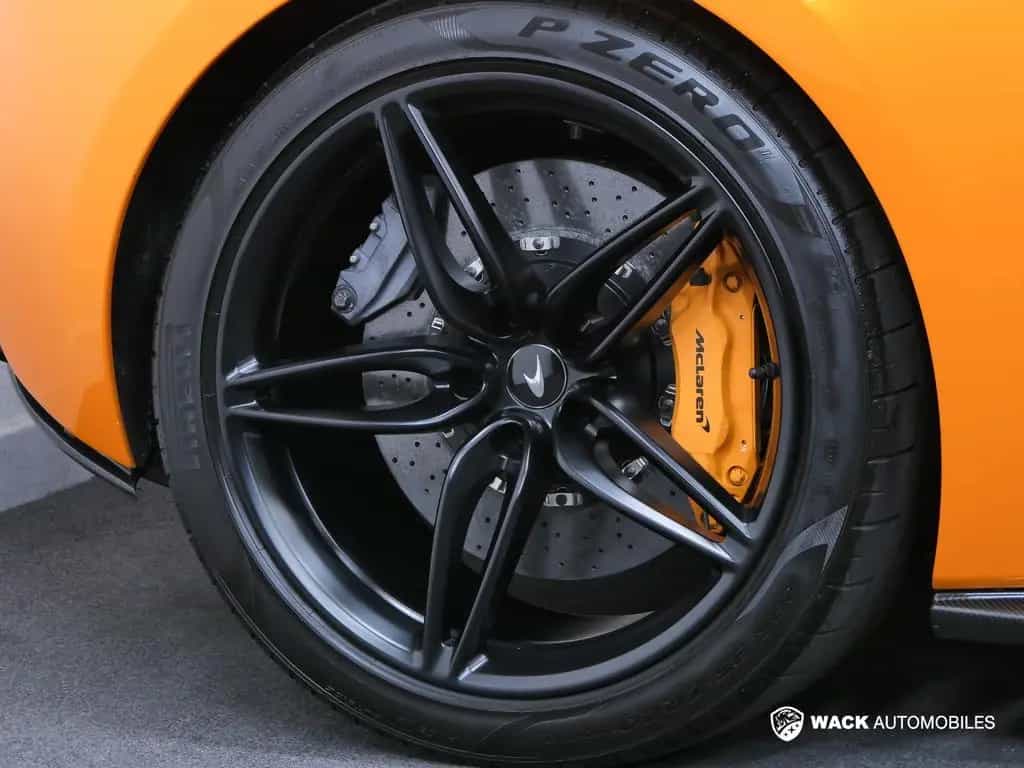 McLaren 570S 570 S COUPÉ V8 3.8L 570 CV  / MALUS PAYÉ 01/2016-photo-4