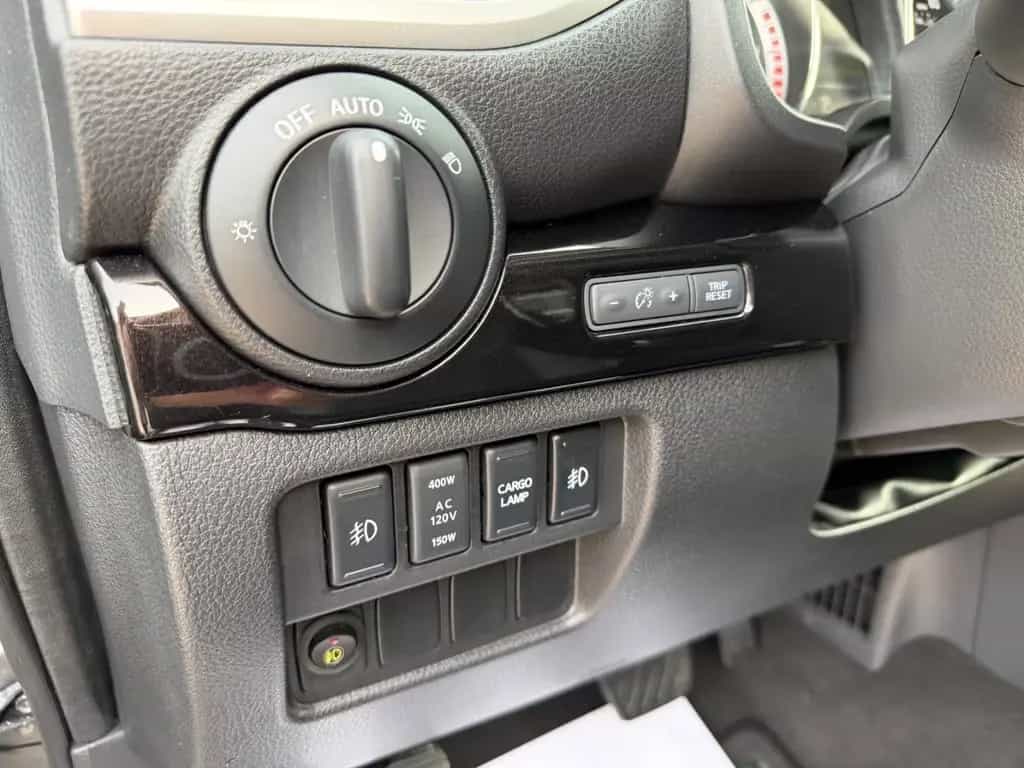 Nissan Titan 5.6L V8 Pick-Up Texas Titan 3500kg Ahk 07/2017-photo-14