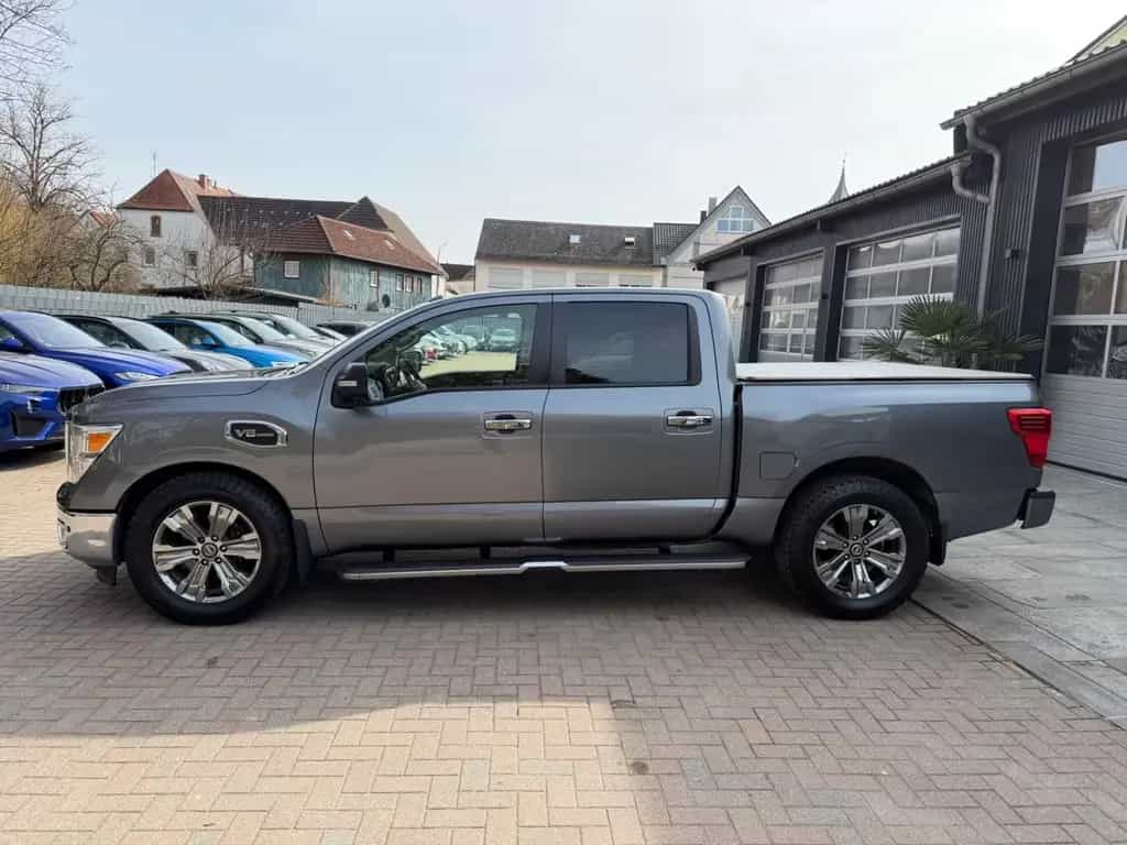 Nissan Titan 5.6L V8 Pick-Up Texas Titan 3500kg Ahk 07/2017-photo-8