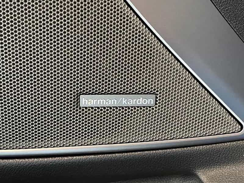 BMW 320 d M-Sport Shadow CockpitProf Laser HUD H&K 11/2020-photo-21